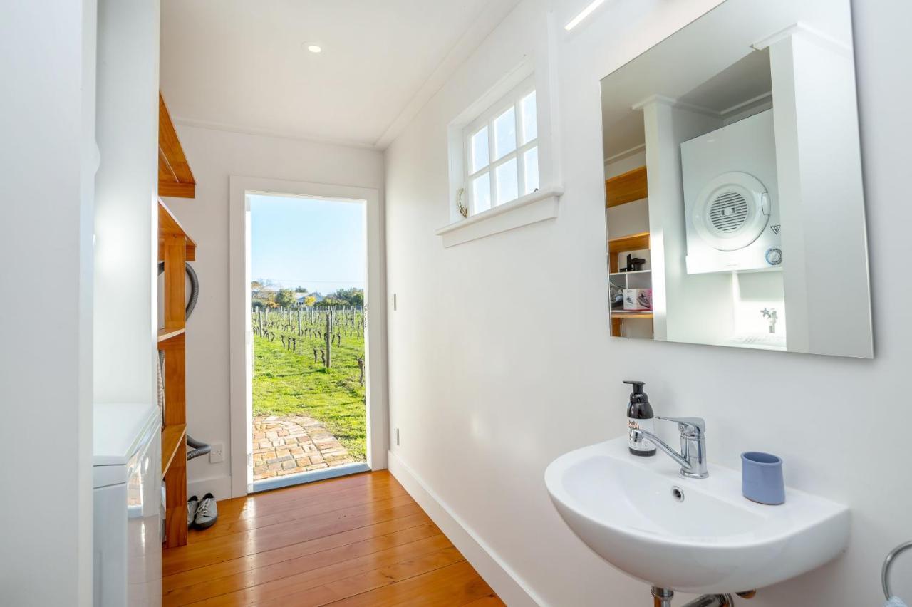 Villa The Wine Shed Martinborough Esterno foto
