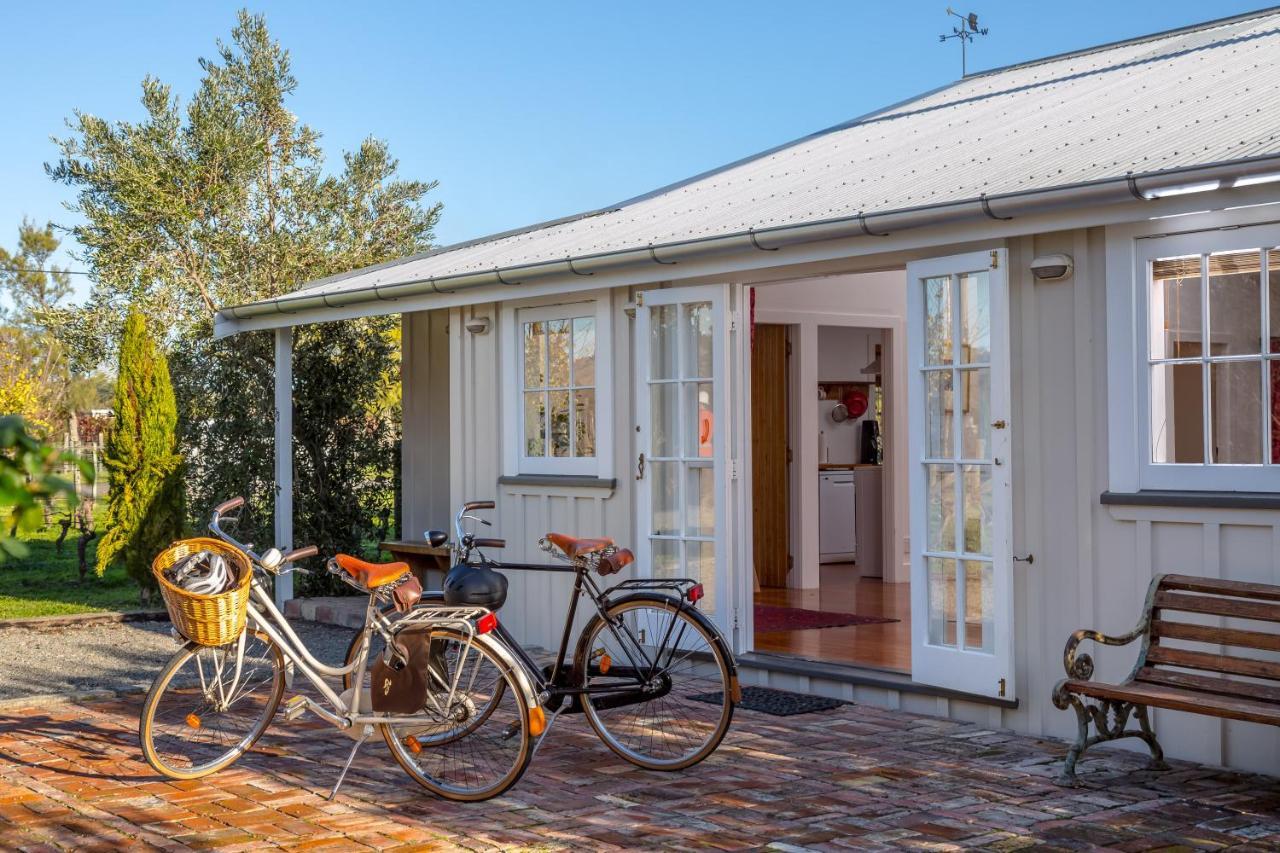 Villa The Wine Shed Martinborough Esterno foto